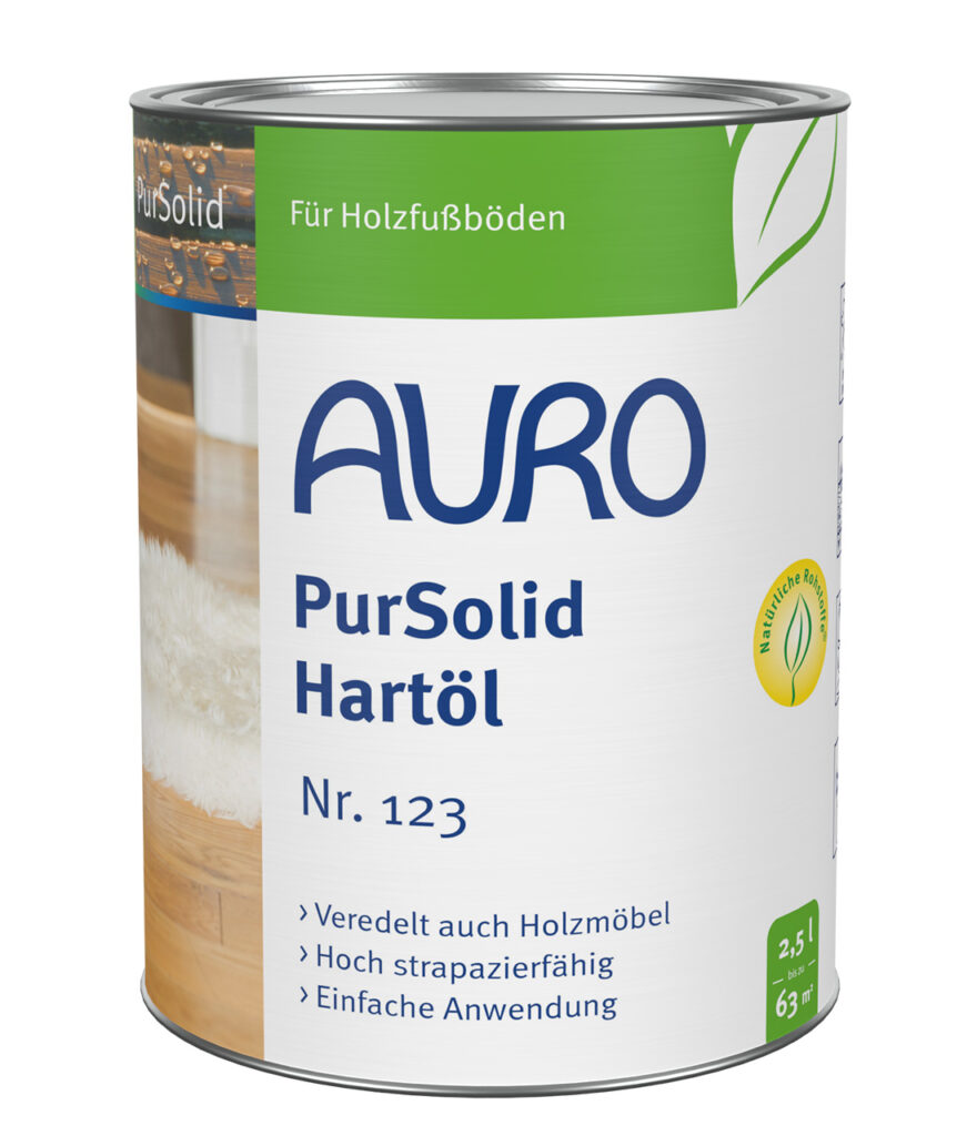 AURO PurSolid Hartöl (2,5 l) ist ein langlebiges, umweltfreundliches Holzbodenöl in einer grün-weißen Dose. Dank der Qualität „Made in Germany“ bietet es langanhaltenden Schutz und eine einfache Anwendung für schöne, natürliche Böden.