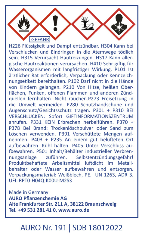 Ein Sicherheitsetikett für Chemikalien von AURO Pflanzenchemie mit Gefahrensymbolen und Warnhinweisen in deutscher Sprache, das Risiken wie Entzündlichkeit, Haut- und Augenreizung sowie Vorsichtsmaßnahmen bei der Handhabung beschreibt und unten Kontakt- u