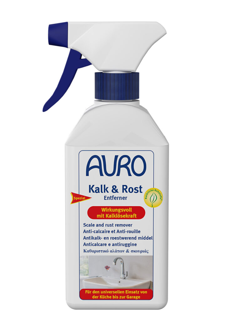 AURO Pflanzenchemie Kalk- und Rostentferner: Kraftvoller Reiniger zum Entfernen von Kalk und Rost. Mit mehrsprachigem rot-blauem Etikett, weißer Flasche und blauer Sprühdüse für einfache Anwendung.