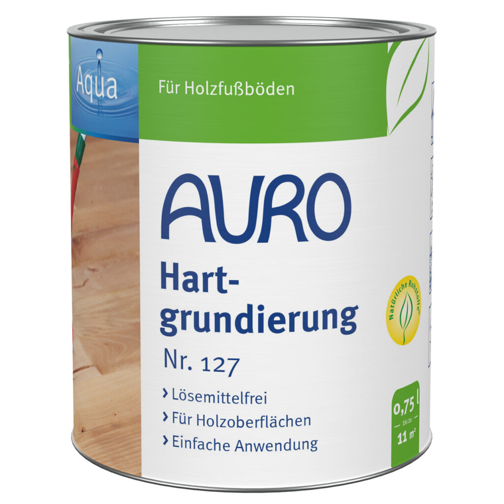 AURO Pflanzenchemie Hartgrundierung ist eine lösemittelfreie Holzbodengrundierung (0,75 l) mit blau-weiß-grünem Etikett. Sie ist leicht anzuwenden und bietet natürlichen Schutz für Holzoberflächen im Innenbereich.